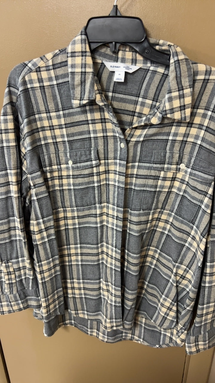 Old Navy Shirt XL