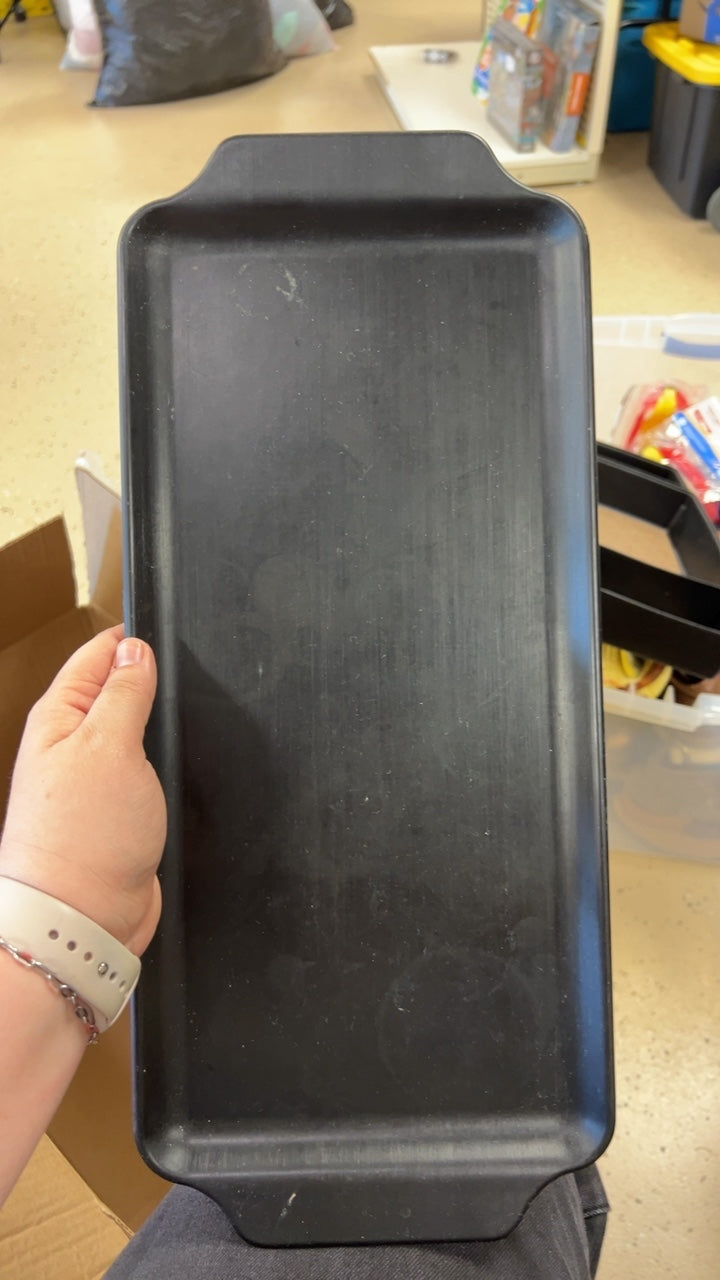 Tray black