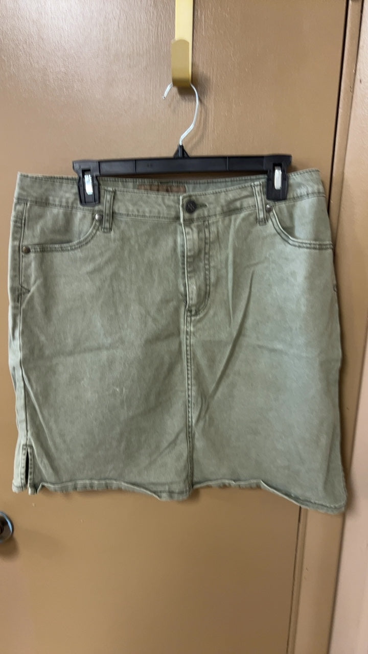 Skirt 14