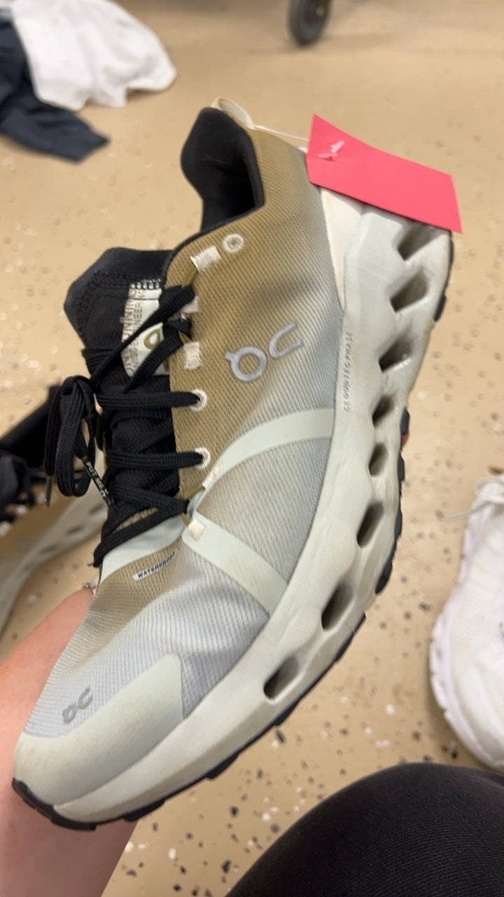 On Running Sneakers Mens 9