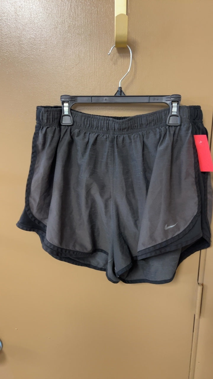 Nike Running Shorts XL