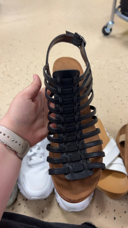 Wedge Sandals 9.5