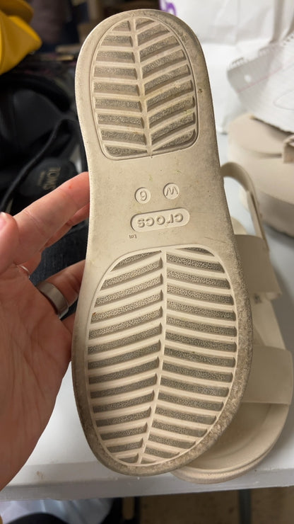 Crocs Sandals 6
