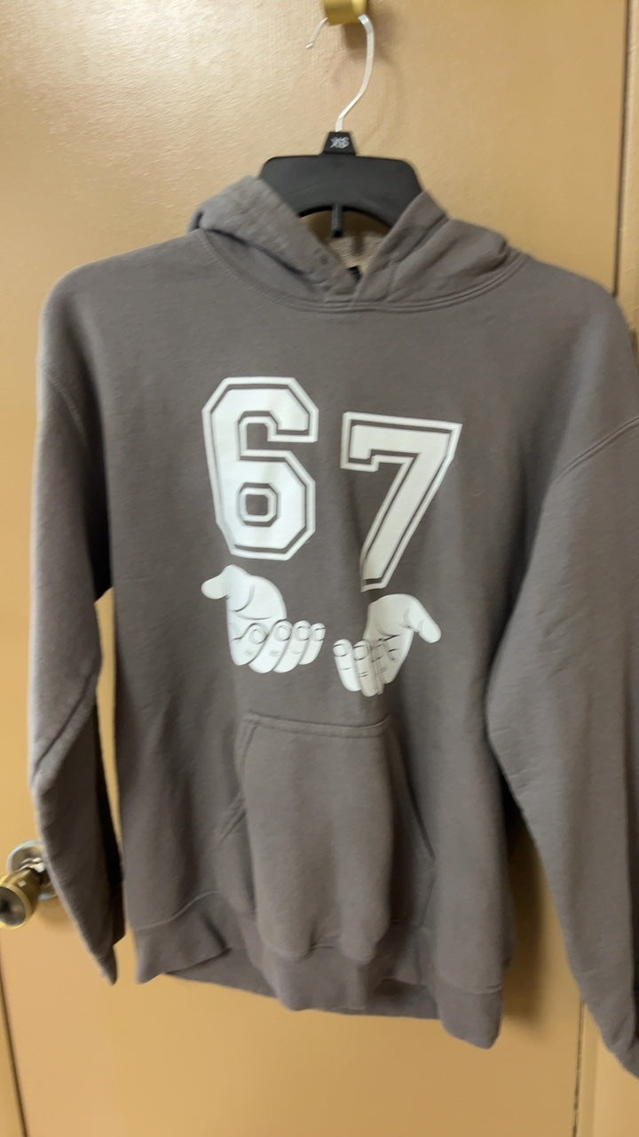 6 7 Hoodie Small