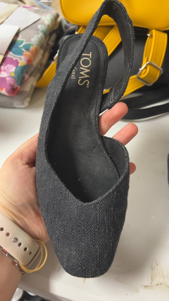 TOMS Slippers 5.5