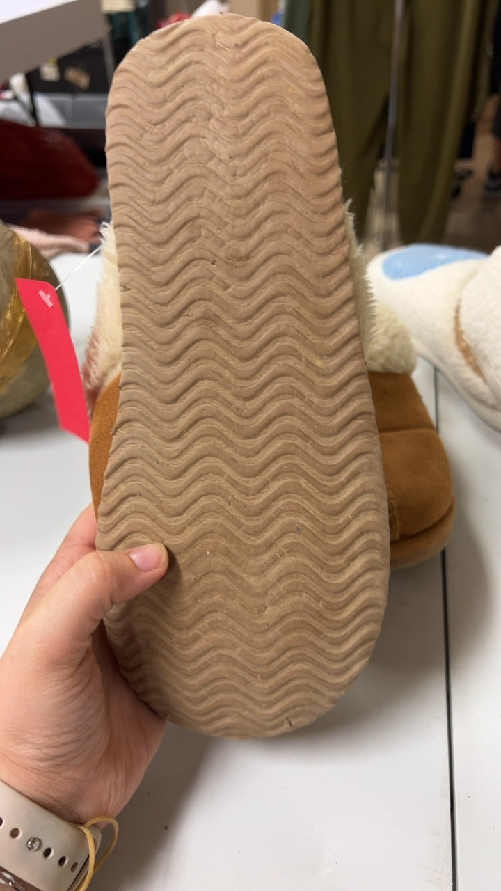 Slippers