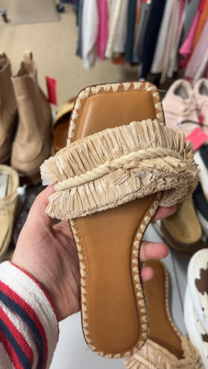 Sandals 8 Raffia 