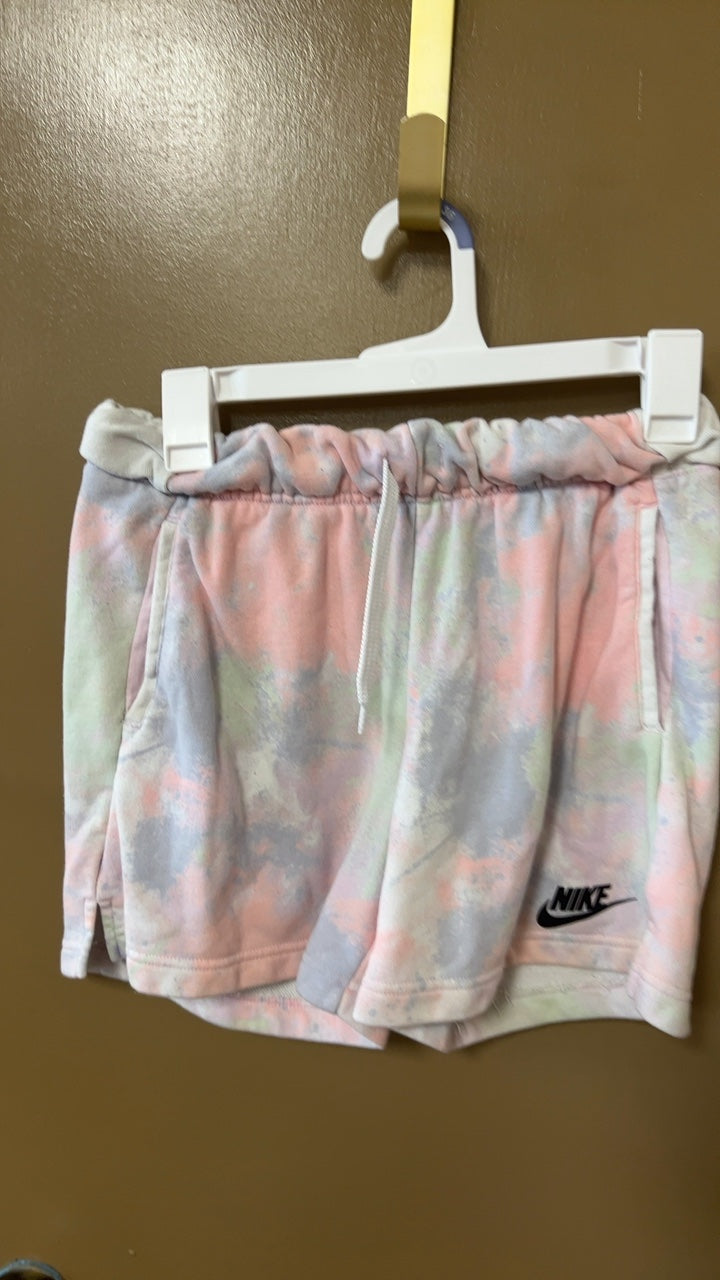 Nike Shorts Youth XL