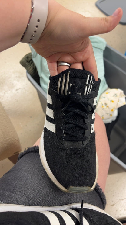 Adidas Sneakers 6.5