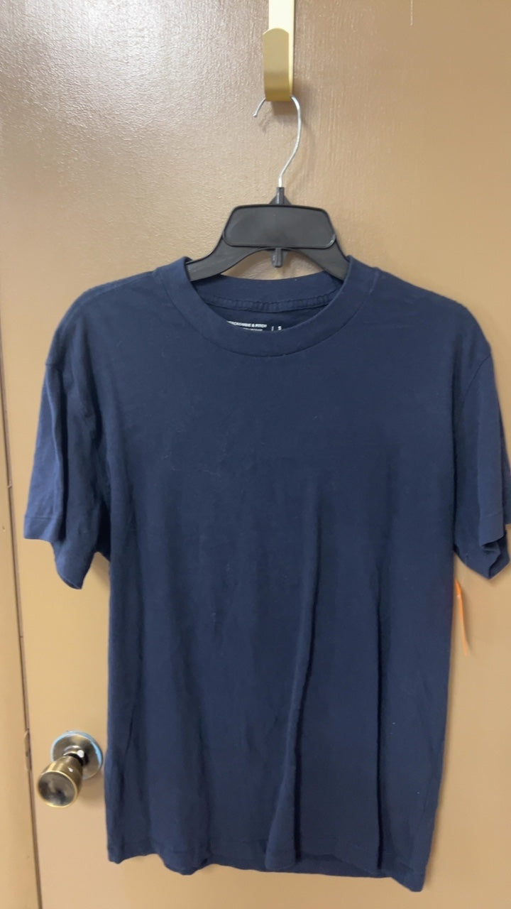 T-Shirt Small