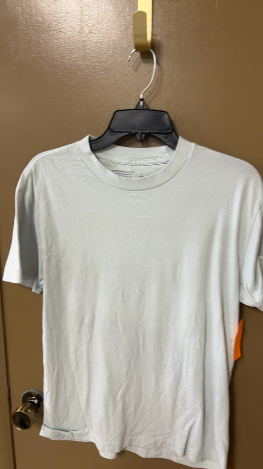 T-Shirt Small