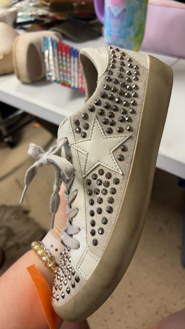 Sneakers 7.5