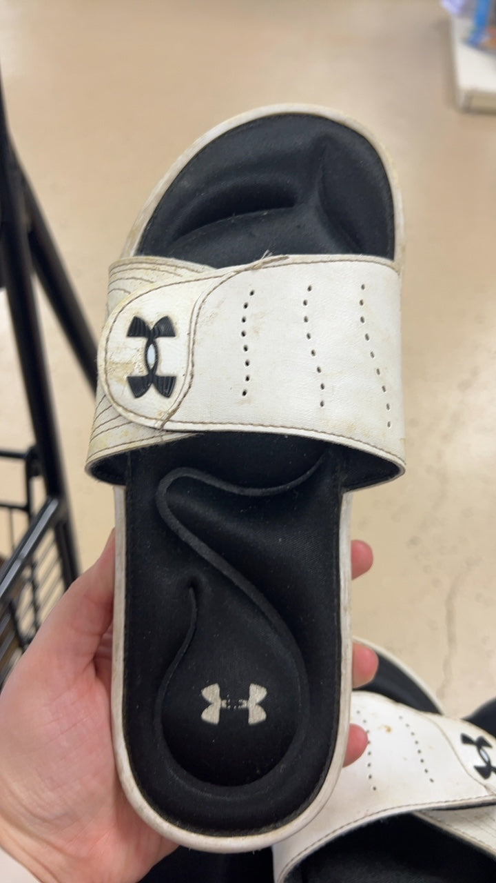 Under Armour Sandals 8