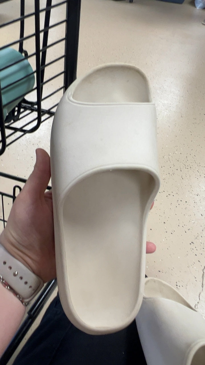 6 nude Slides