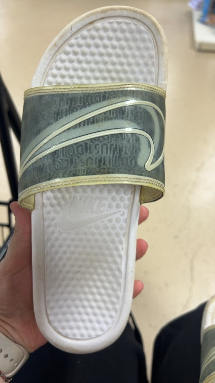 Nike Sandals 8