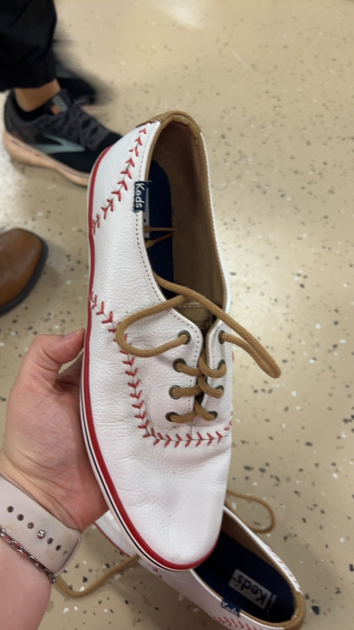 Keds Sneakers 8.5 Baseball