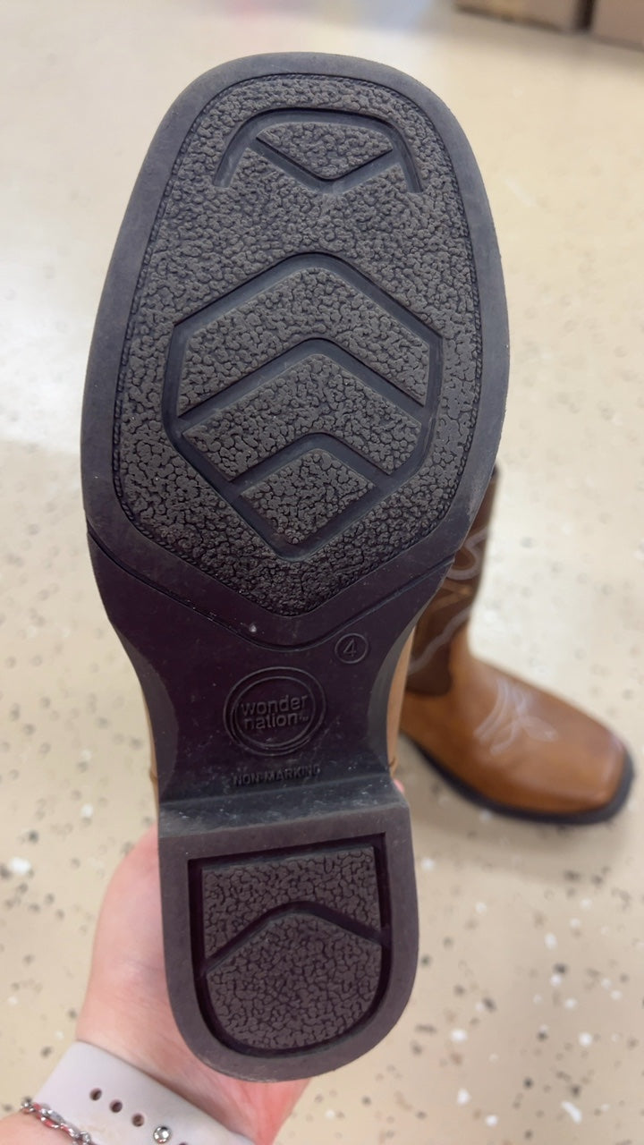 Boots Youth 4