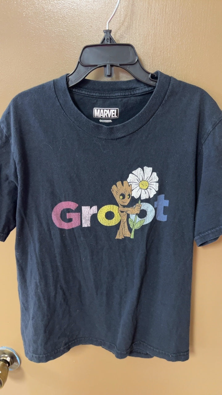 Marvel T-Shirt YOUTH Medium