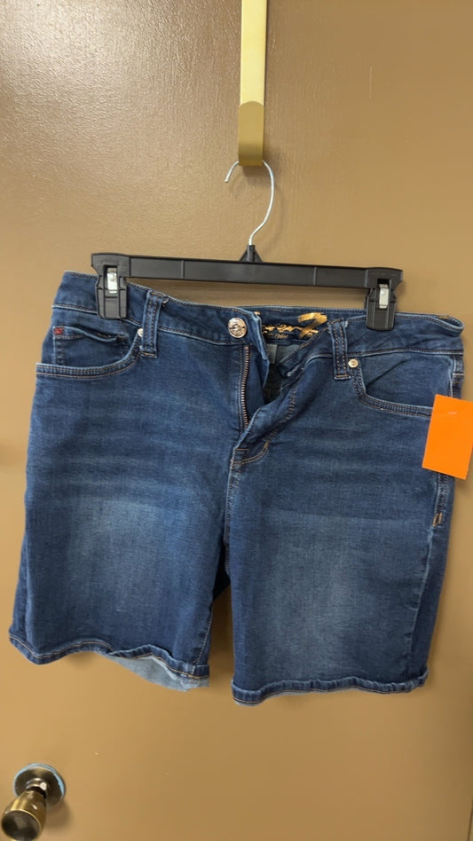 Shorts 8