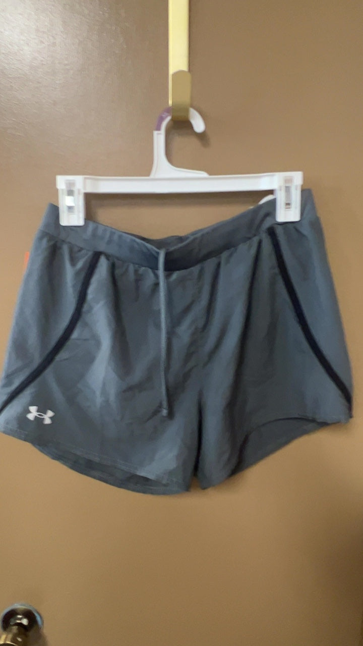 Under Armour Shorts Medium