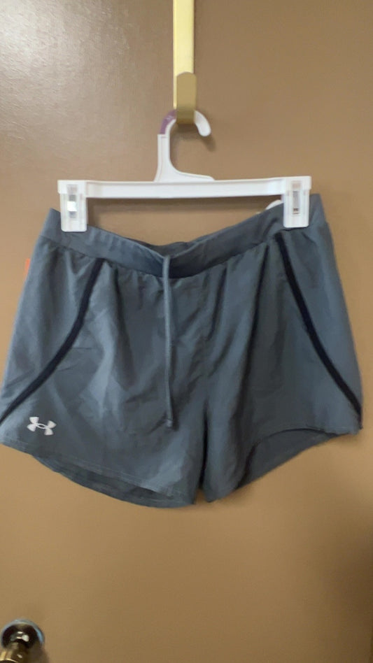 Under Armour Shorts Medium