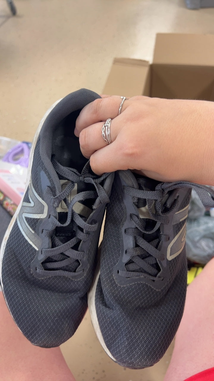 New Balance Sneakers 8