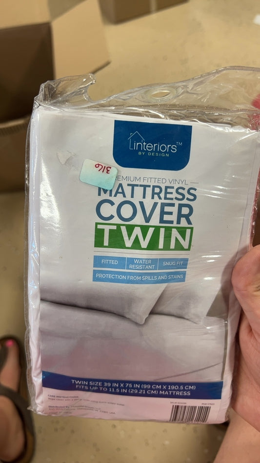 Interiors Mattress Cover Twin