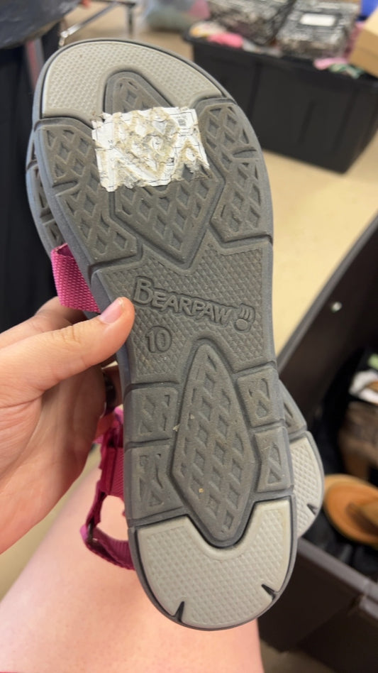 Bearpaw Sandals 10