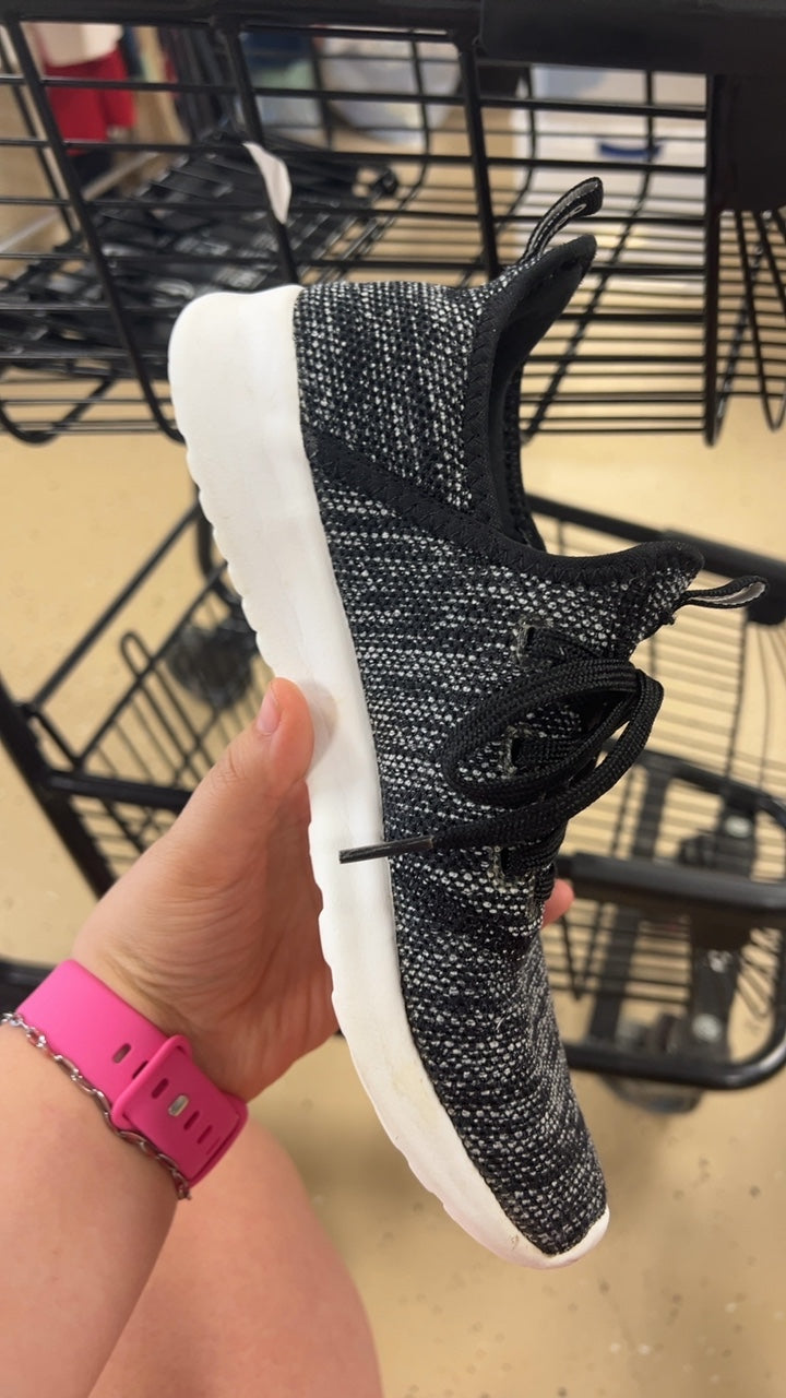 adidas Sneakers 7.5