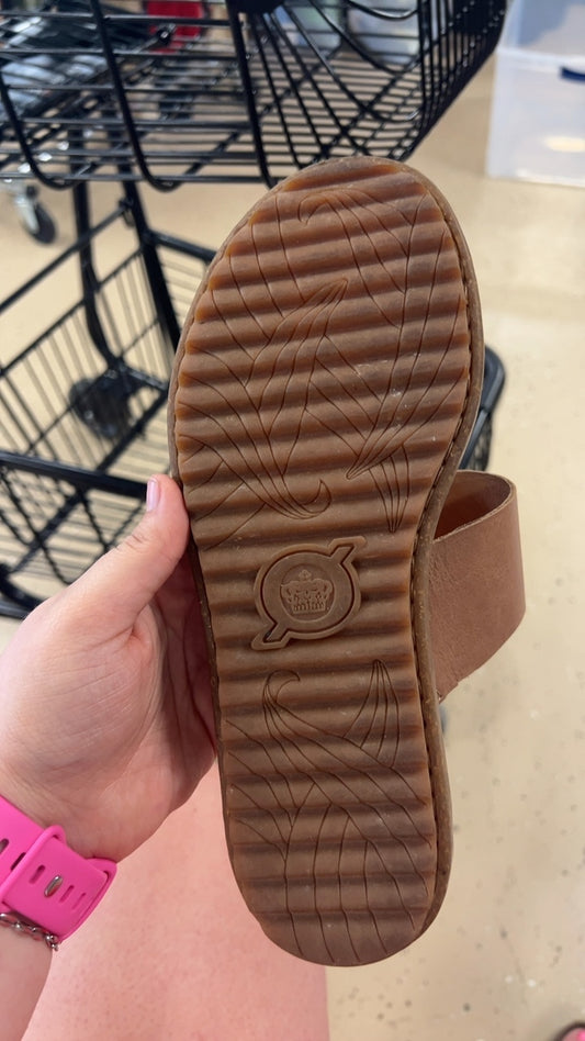 Born Sandals 9