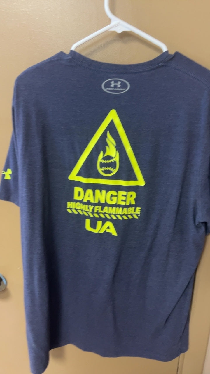Under Armour T-Shirt MENS XL