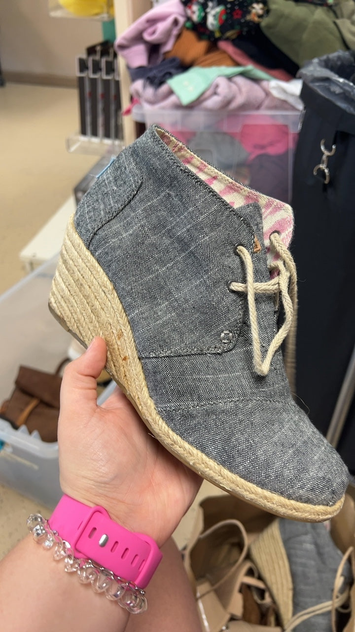 Toms Shoes 8