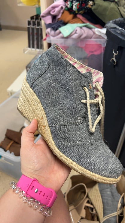 Toms Shoes 8