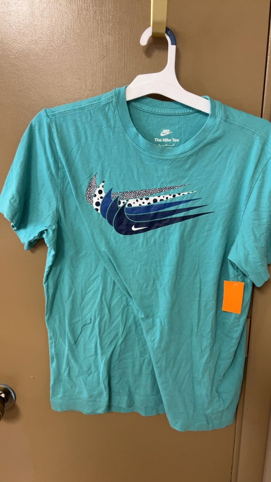 Nike T-Shirt Medium