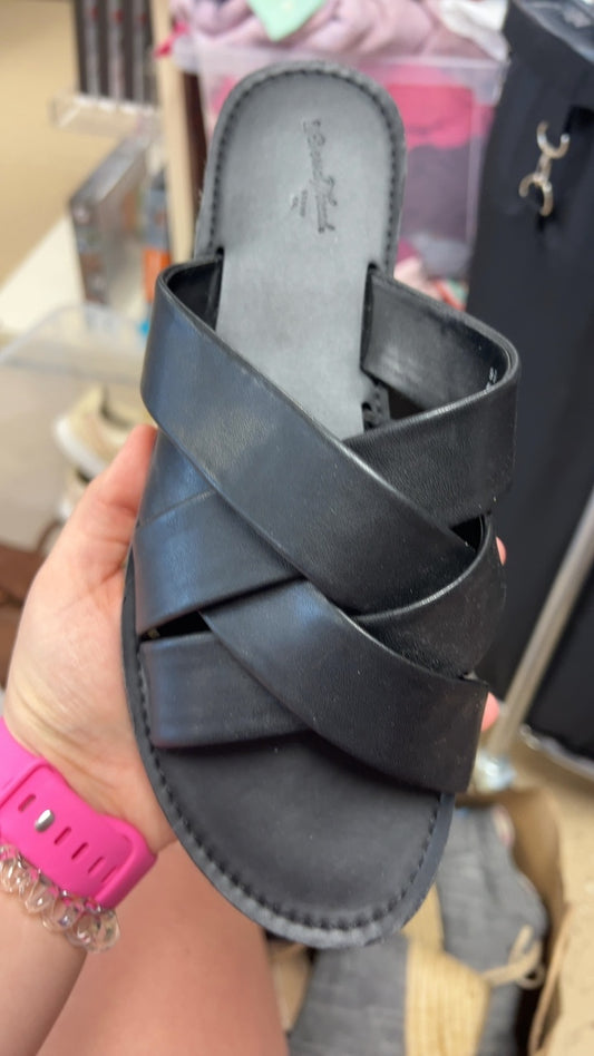 Black Sandals 9.5