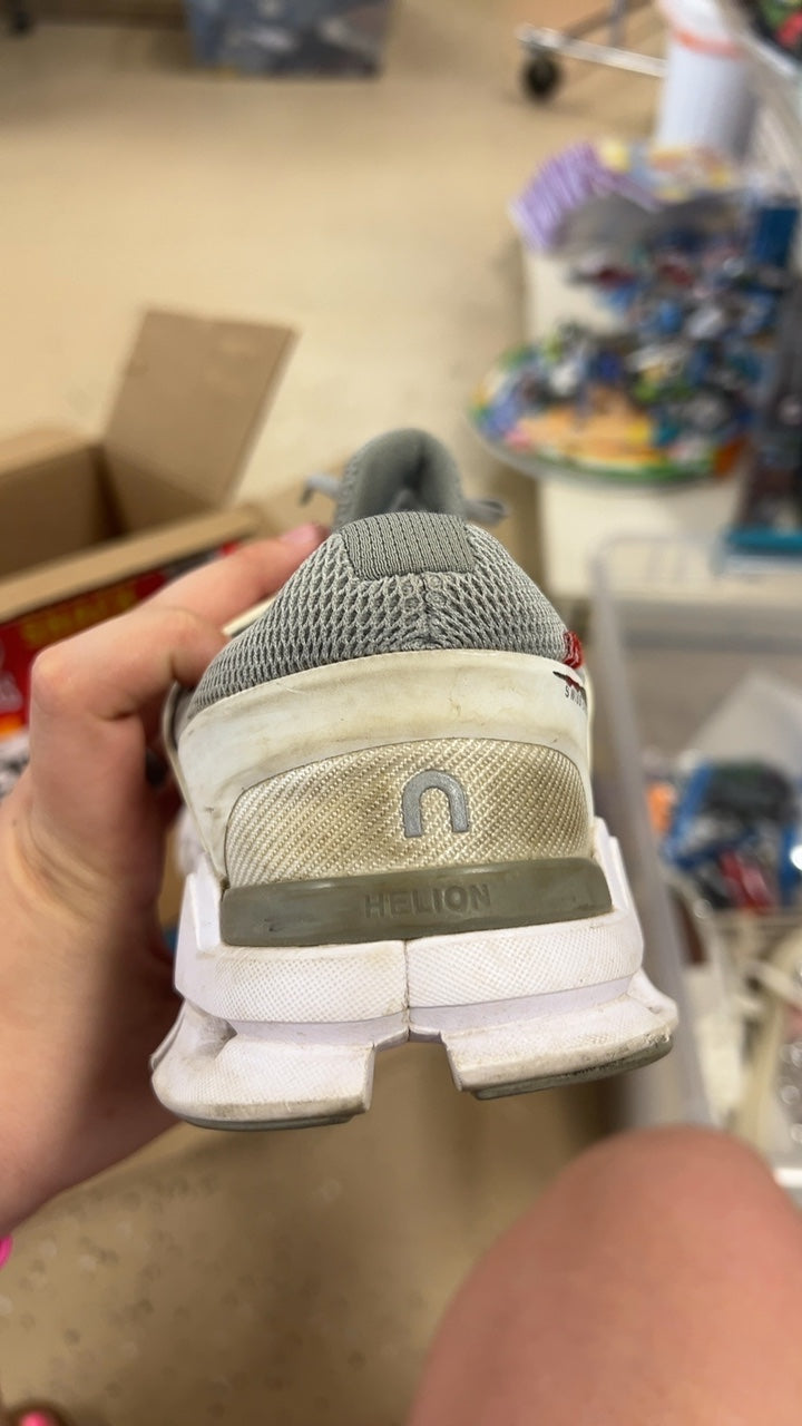 On Running Sneakers 9