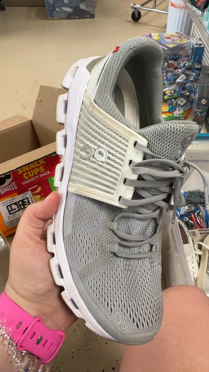 On Running Sneakers 9