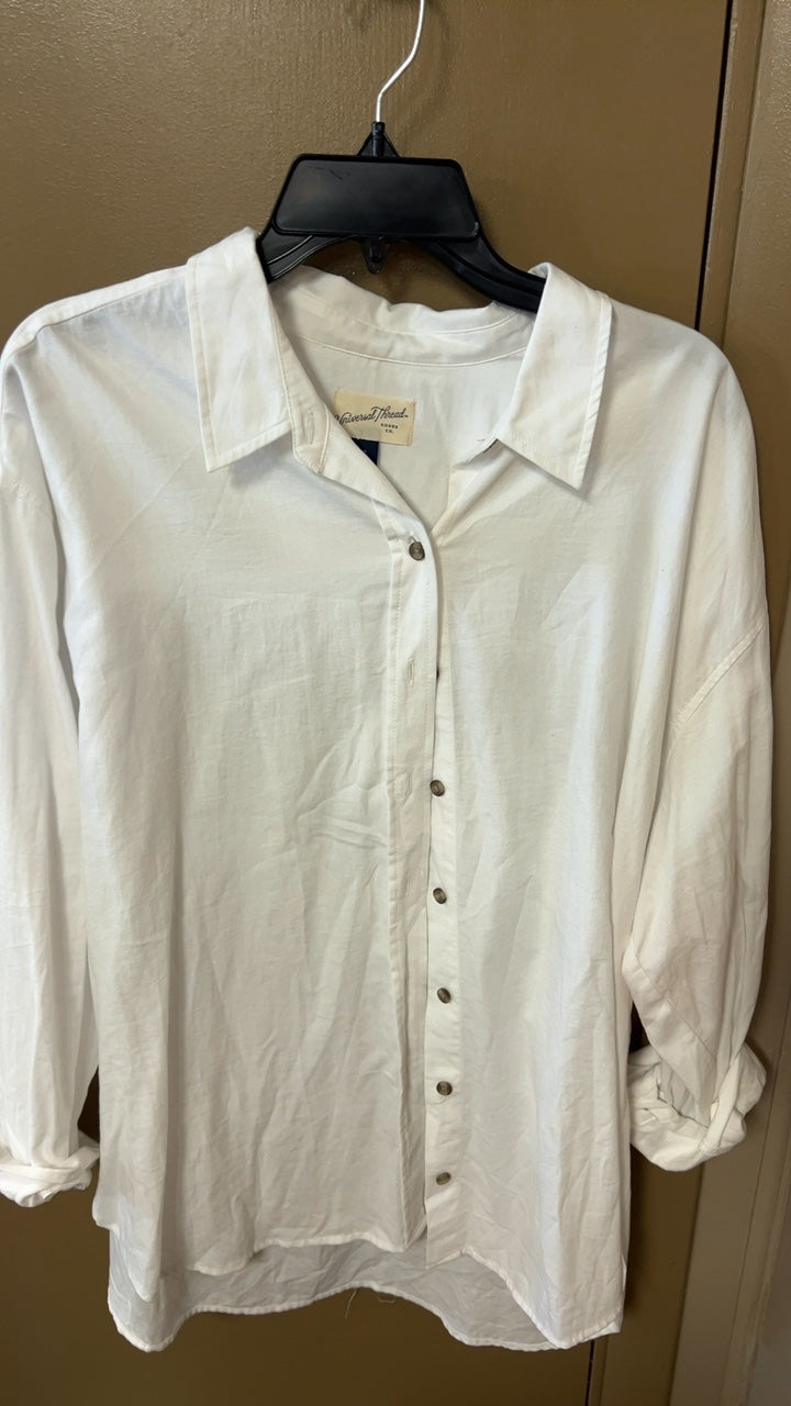 Universal Thread Shirt XL
