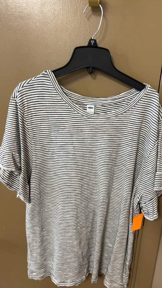Old Navy T-Shirt L