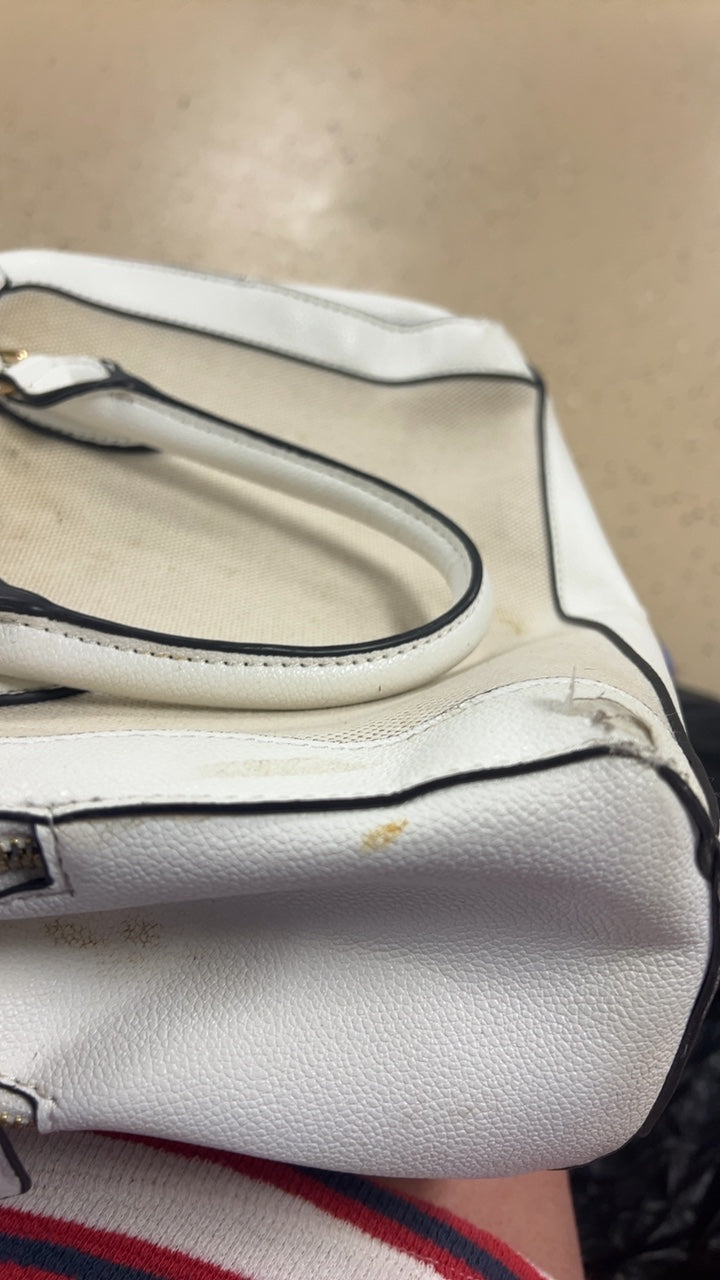 Nine West Bag spots