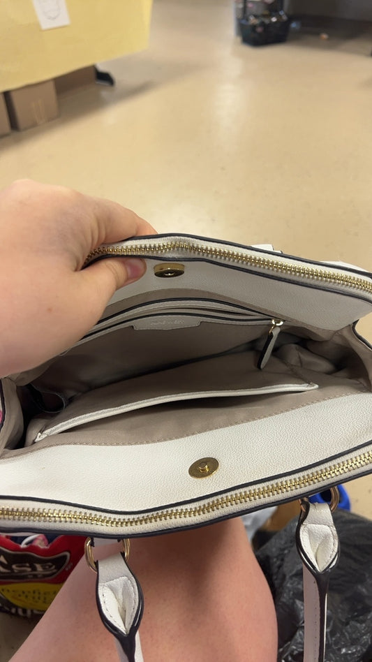 Nine West Bag spots