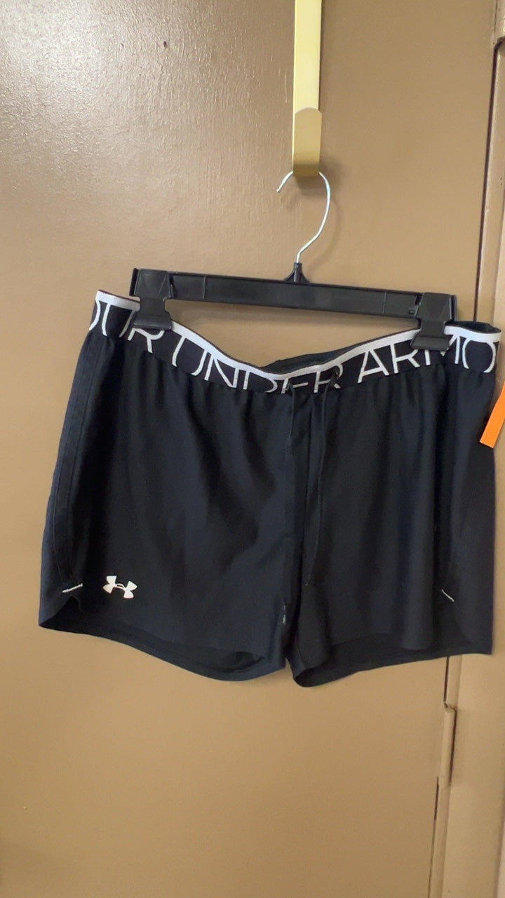Under Armour Shorts Large