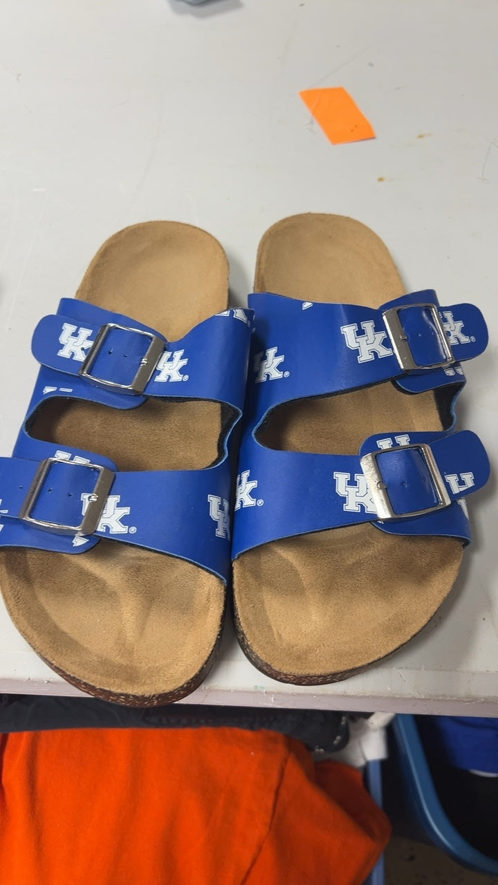 UK Sandals 9/10
