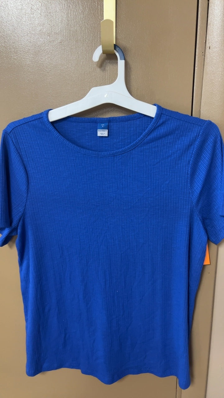 Old Navy T-Shirt Medium