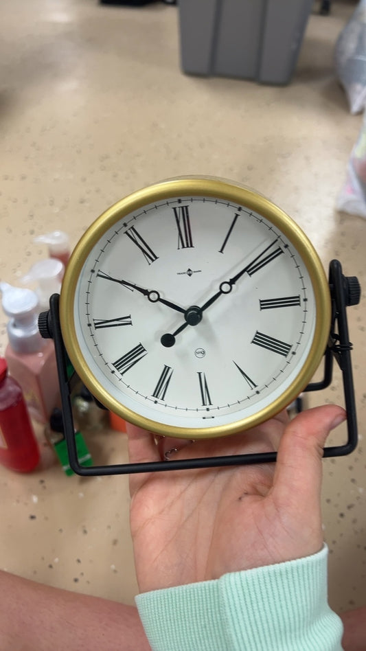 Clock N/A