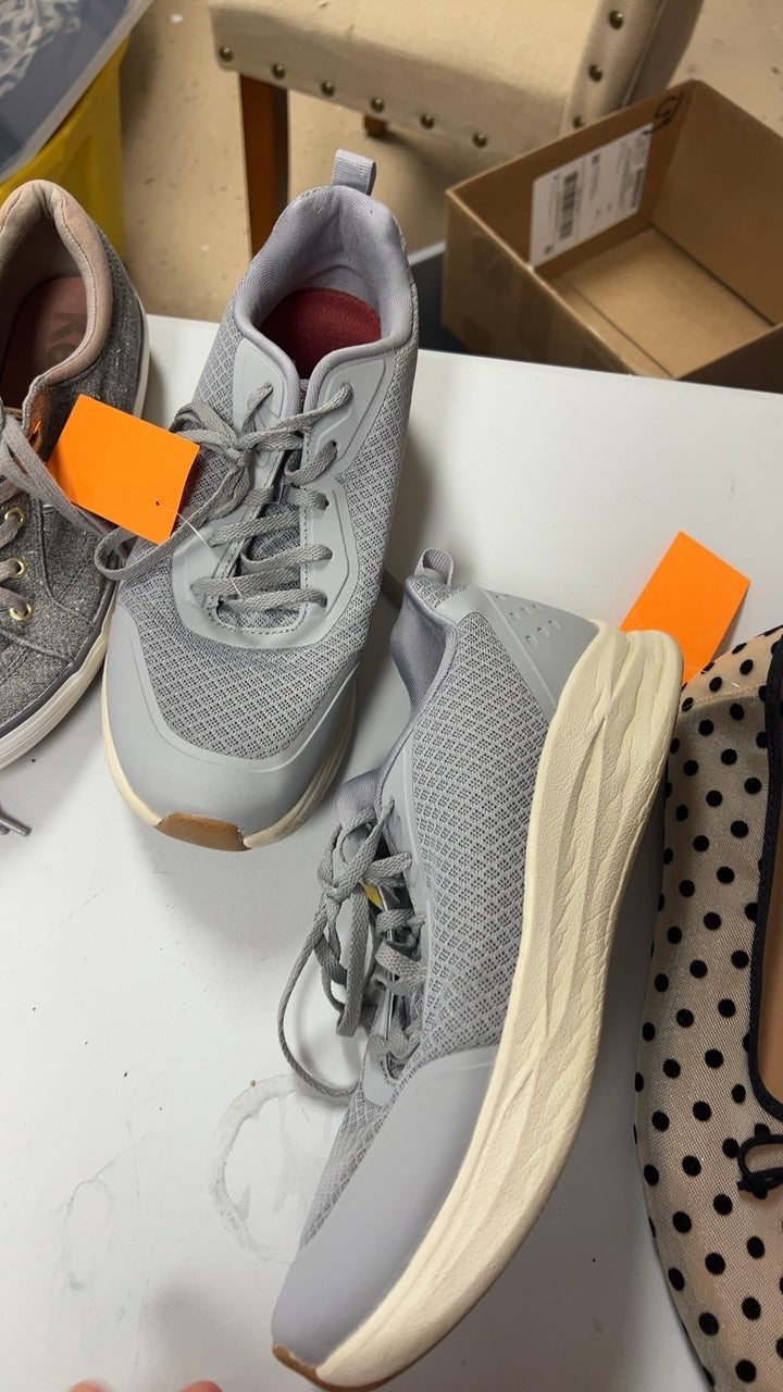 Twisted X Sneakers 9.5