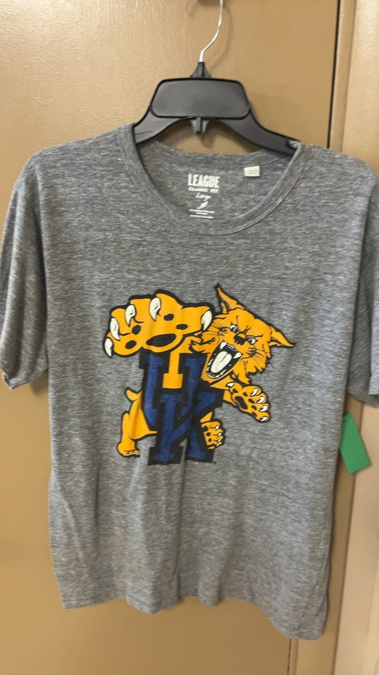 League T-Shirt Large
