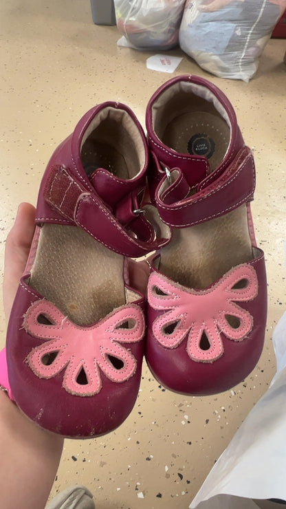 LIVIE & LUCA Shoes 13