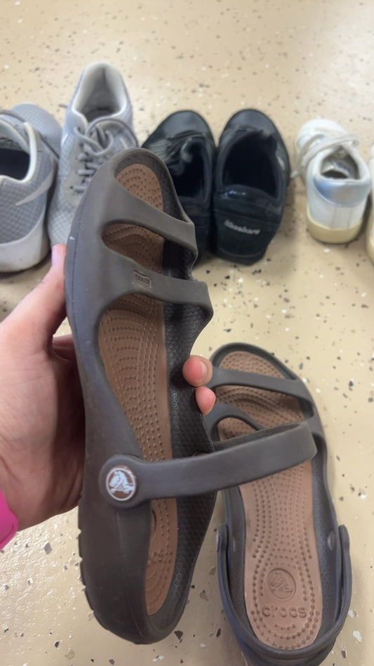 Crocs Sandals 7