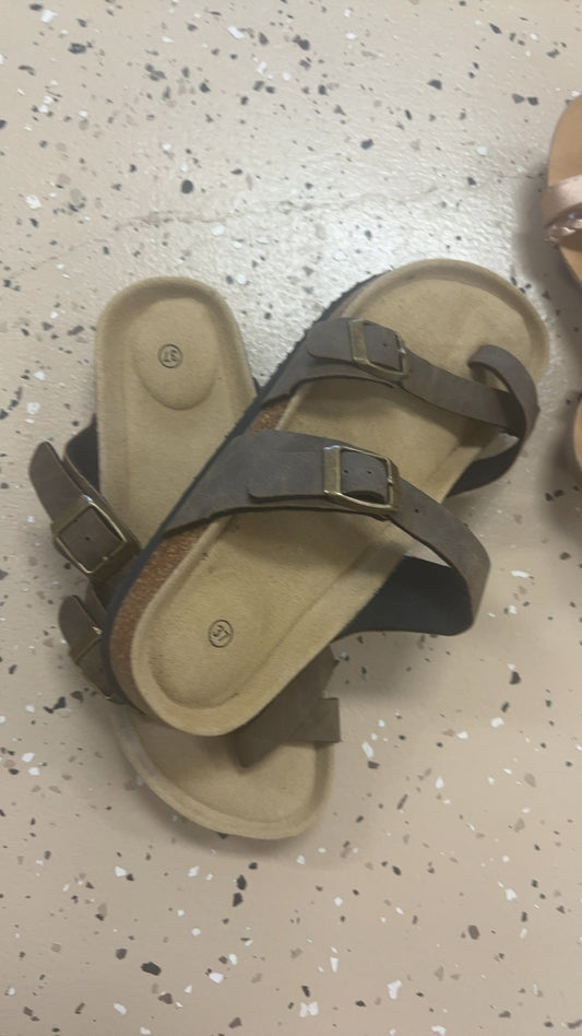 Sandals 37
